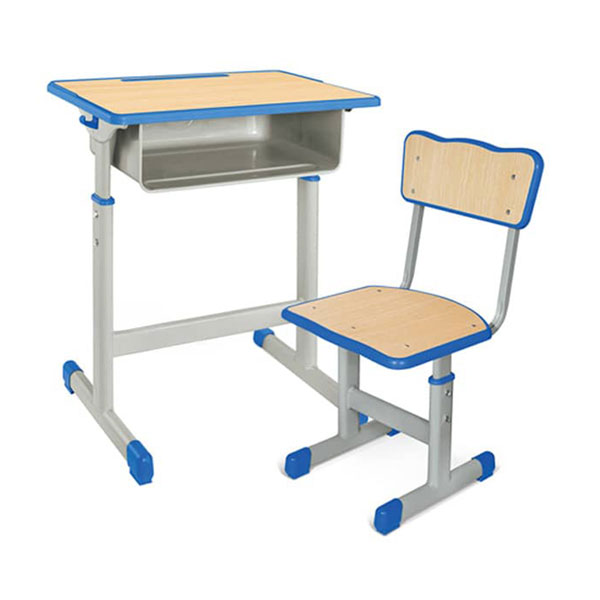 Set format din masă și scaun special conceput pentru școli